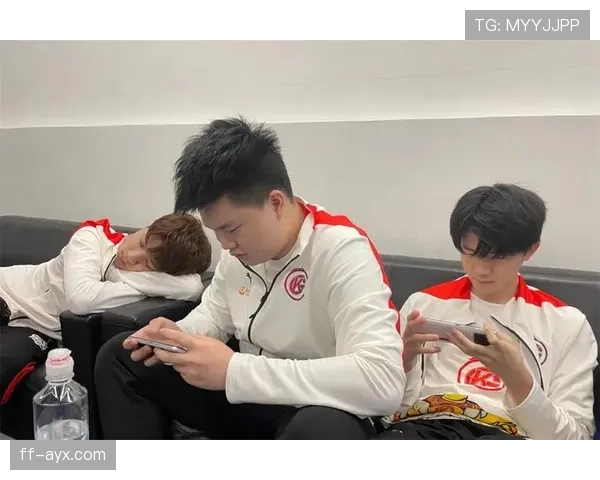 高分球队新赛季强势开局，攻守兼备状态回暖彰显冠军相