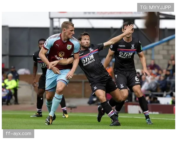 阿莱克斯·麦卡锡本赛季表现稳健，南安普顿门将状态持续提升