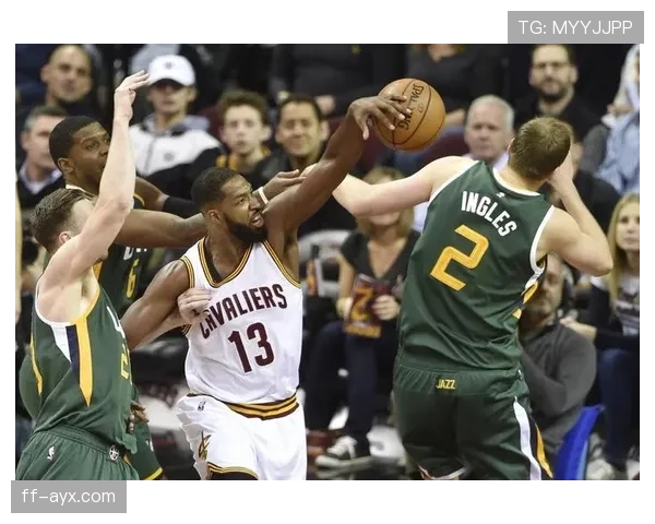 进攻看着流畅，效率却越来越低，AC米兰的代价藏不住了